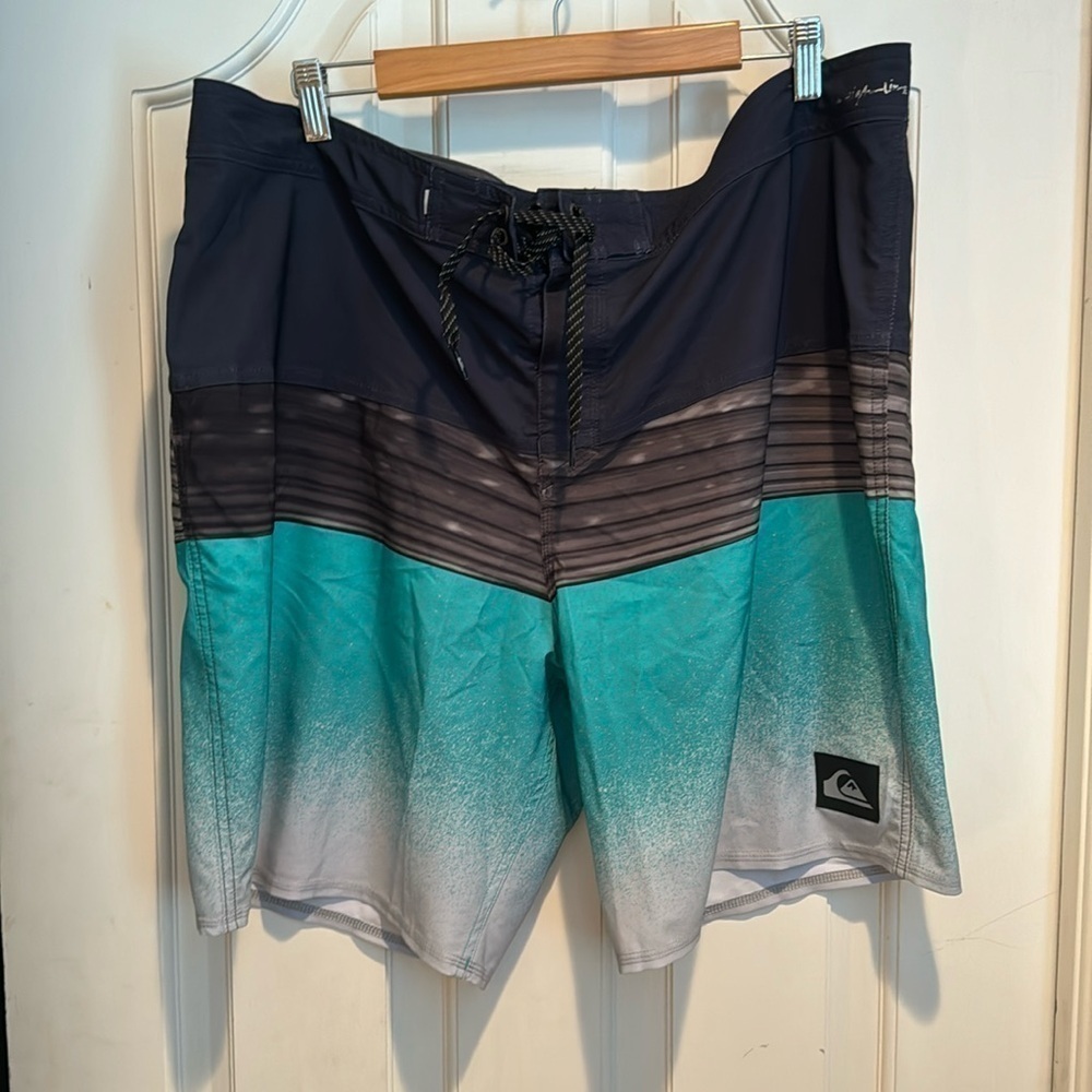 Quicksilver Last Chance Green Gray Black Board Shorts
